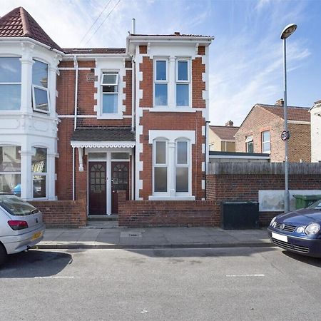Stopover At Orchard Apartment Light And Cosy Portsmouth Exterior foto
